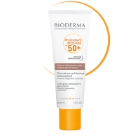 Bioderma Photoderm Spot Age SPF 50 + Anty Spots Antioxydant Gel Cream - Крем против пигментации и морщин, 40 мл
Bioderma Photoderm Spot Age SPF 50 + Anty Spots Antioxydant Gel Cream - Крем против пигментации и морщин, 40 мл