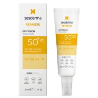 Дневной солнцезащитный крем с матовым эффектом для лица Dry Touch SPF50 50 мл 4865₽