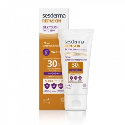 Фото Sesderma Repaskin Silk Touch Facial Fotoprotector SPF 30 - Солнцезащитное средство для лица, 50 мл