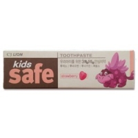 Cj Lion Kids Safe Toothpaste Strawberry - Зубная паста детская Клубника, 90 г. r o c s зубная паста без фтора для детей фруктовый рожок kids 45